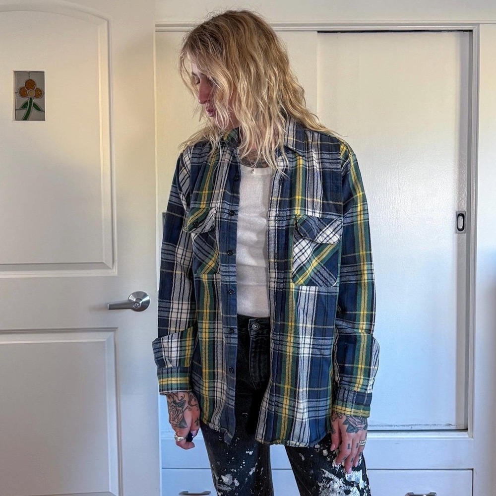 Vintage 1980s 1990s 5 brothers navy green and yellow button down flannel shirt - Picture 5 of 5